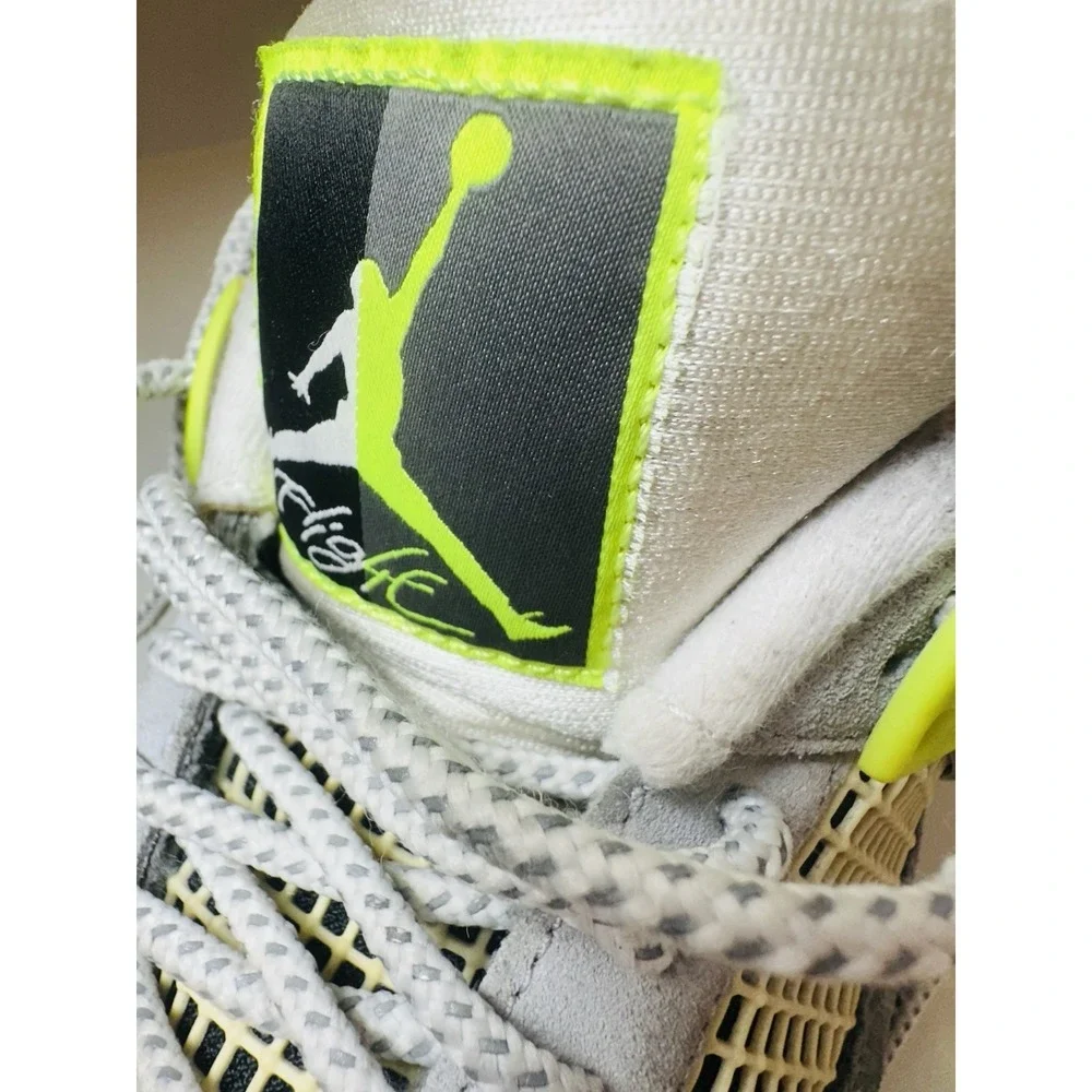 NIKE AIR Jordan 4 Retro SE‎ 'Neon 95' Sneakers Size 9 CT5342 007